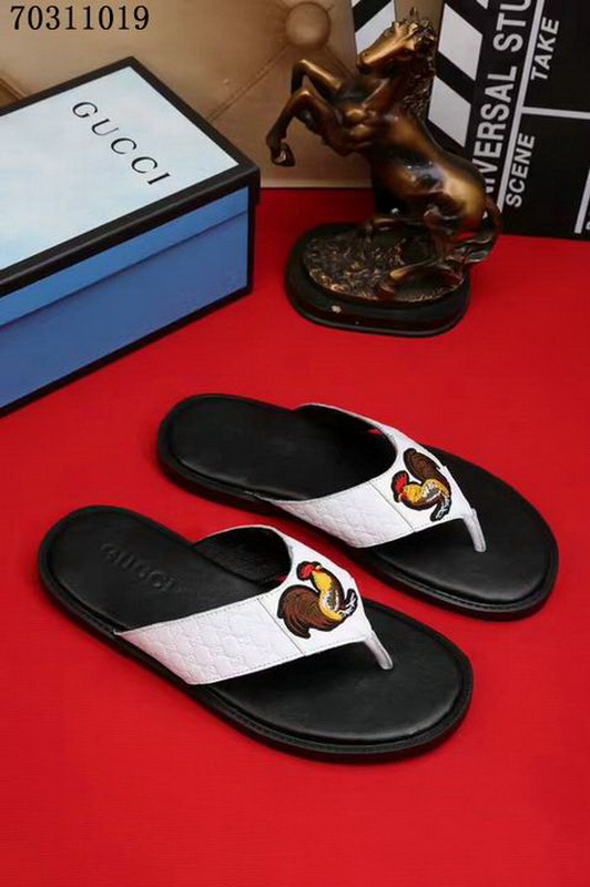 Gucci Men Slippers_049